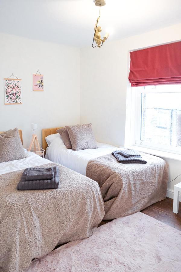 Gorgeous 3 Bed House In Matlock + Garden 'Lookout' Villa Luaran gambar